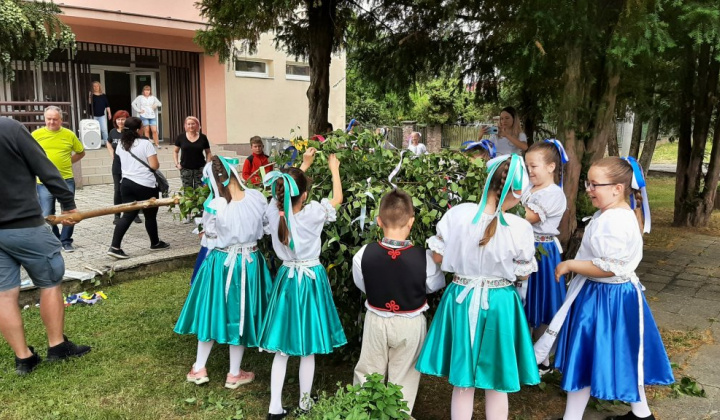 Stavanie mája 4.06.2022