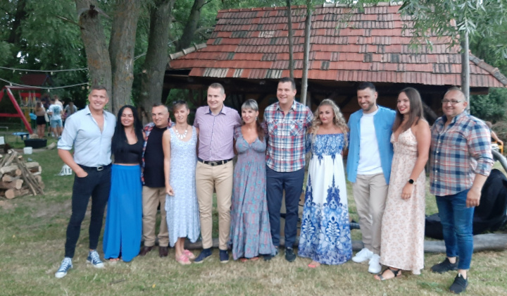 Nahrávanie klipu Kolárovci na Kvašnej vode.